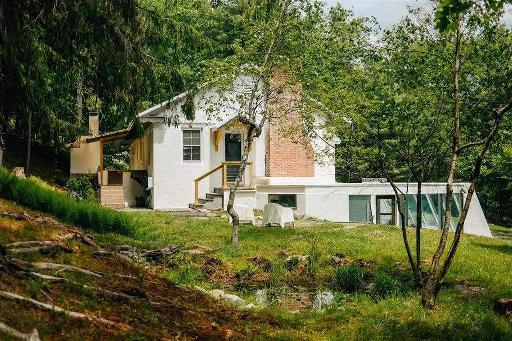511 Hollow Road Glen Spey NY 12737