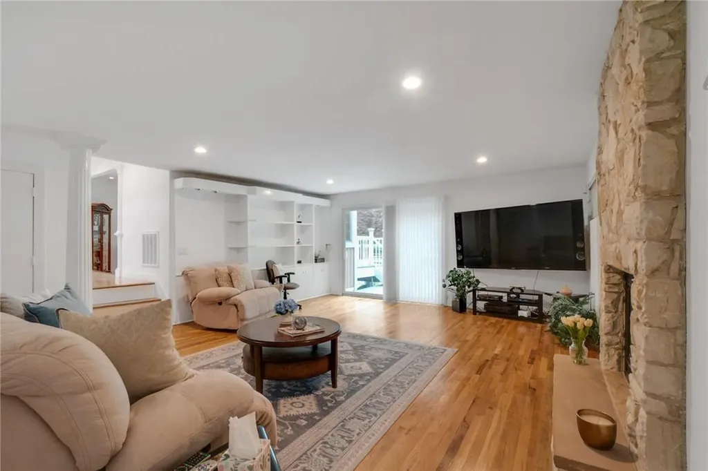 37 Pheasant Run Road Pleasantville NY 10570
