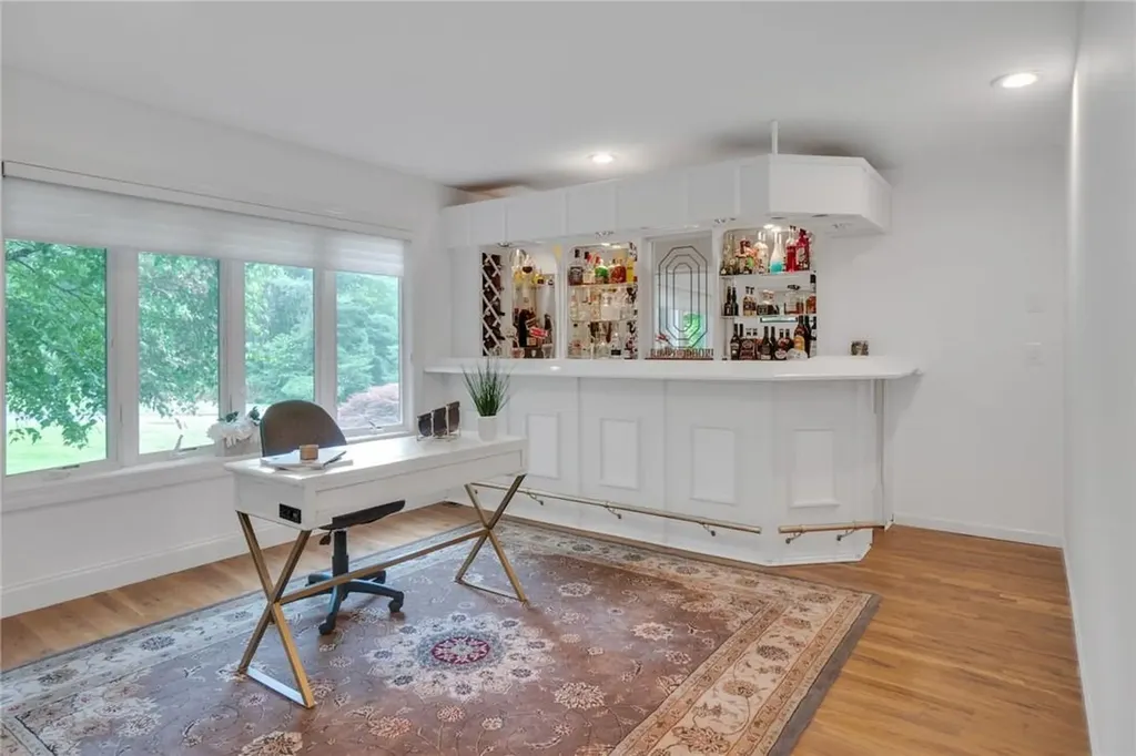 37 Pheasant Run Road Pleasantville NY 10570