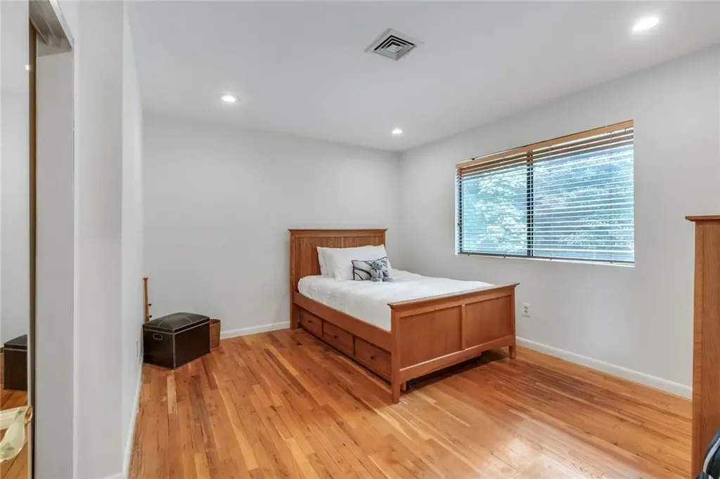 37 Pheasant Run Road Pleasantville NY 10570