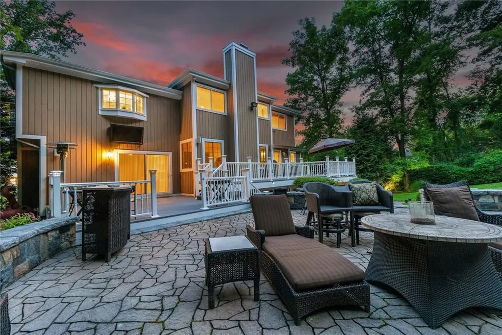 37 Pheasant Run Road Pleasantville NY 10570