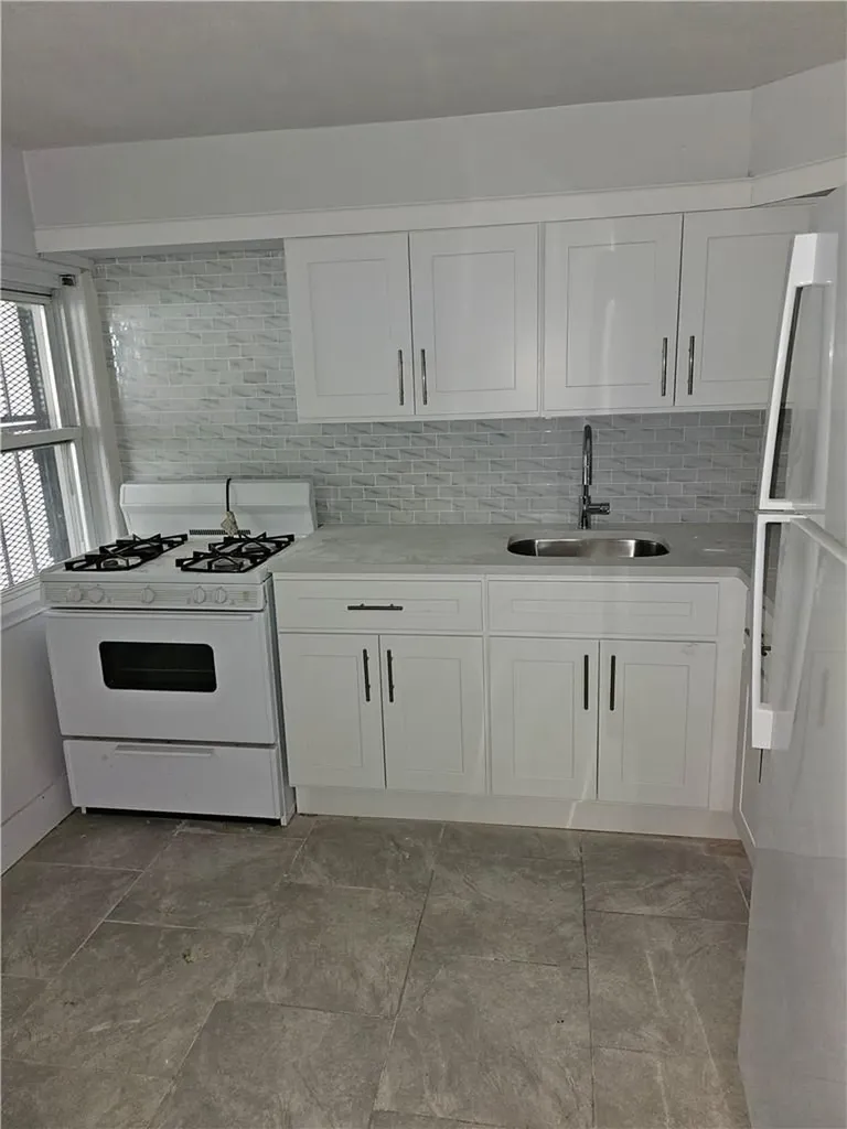 756 Calhoun Avenue Bronx NY 10465