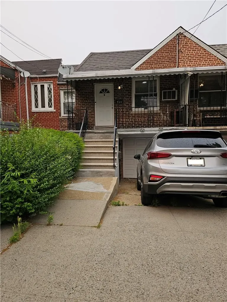 756 Calhoun Avenue Bronx NY 10465