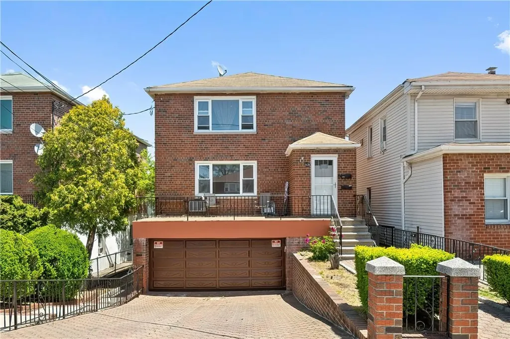 1624 Ohm Avenue Bronx NY 10465