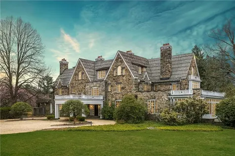 15 Upper Cross Road Greenwich CT 06831