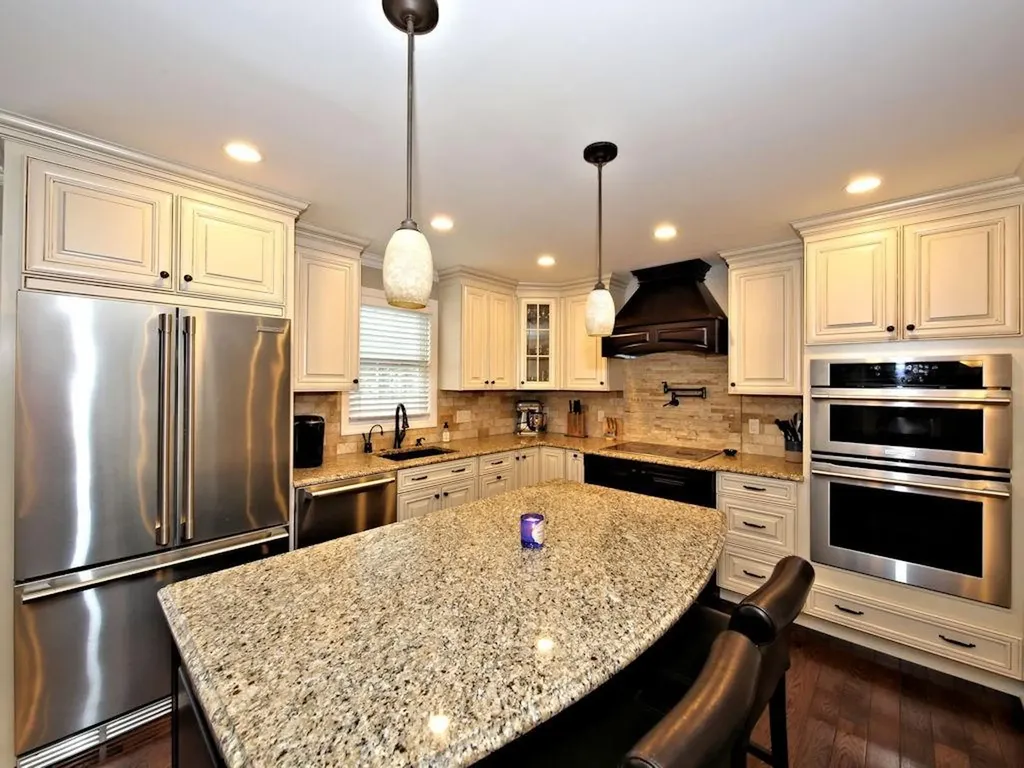 9 Holland Street Harrison NY 10528