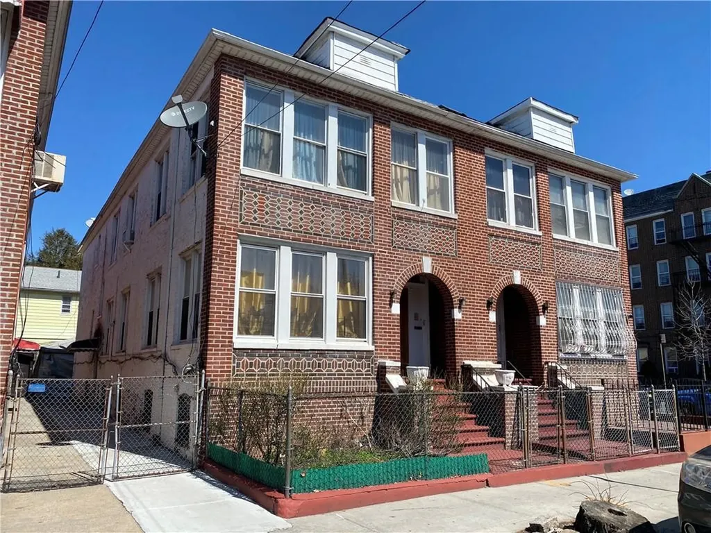 5221 Snyder Avenue Brooklyn NY 11203
