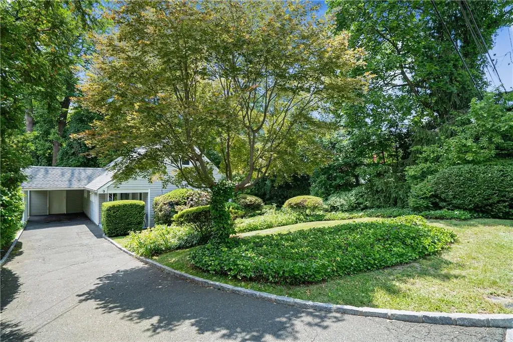 9 Maple Court Rye Brook NY 10573