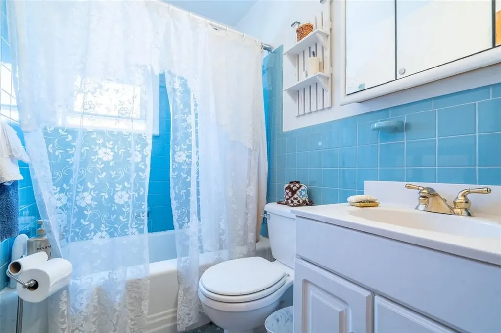 27 Hildreth Place Yonkers NY 10704