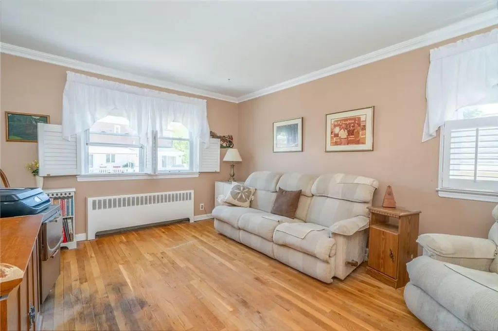 27 Hildreth Place Yonkers NY 10704