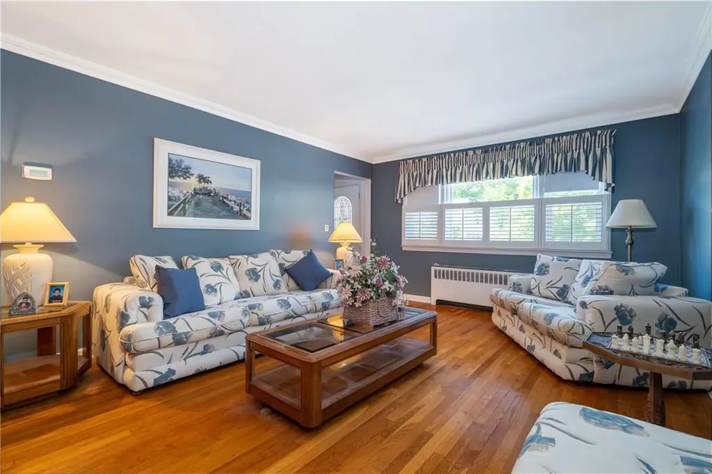 27 Hildreth Place Yonkers NY 10704