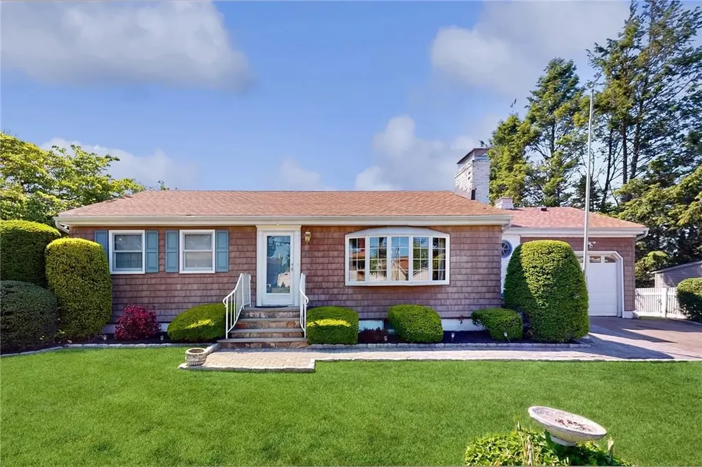 213 Hillside Avenue Yonkers NY 10703