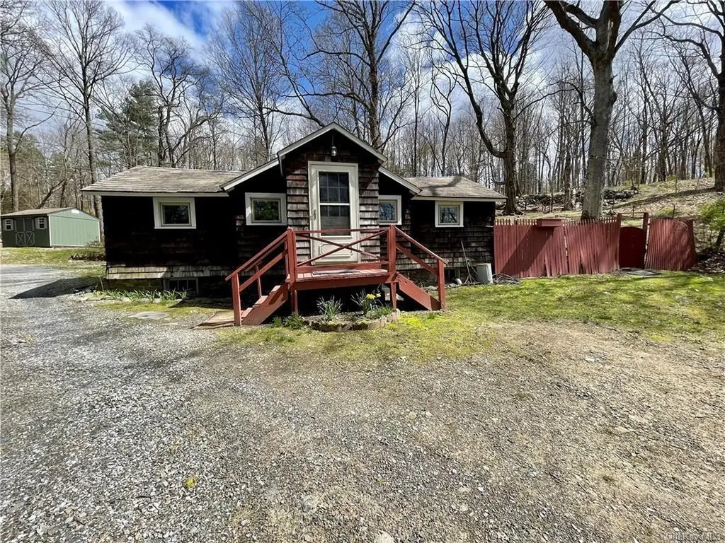 183 Quaker Hill Road Monroe NY 10950