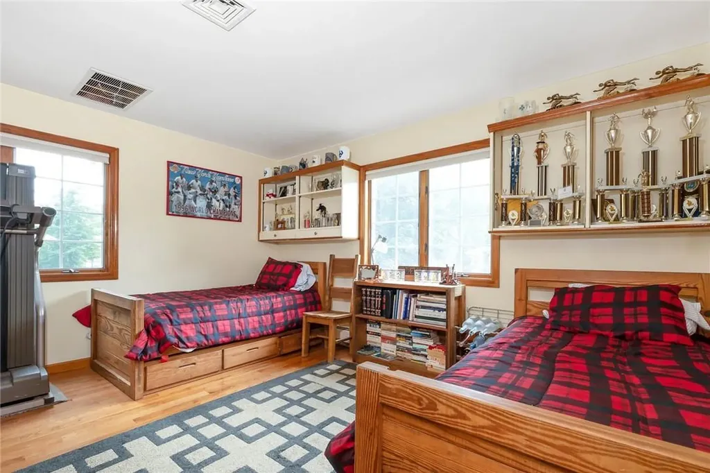 2 Jill Drive West Nyack NY 10994