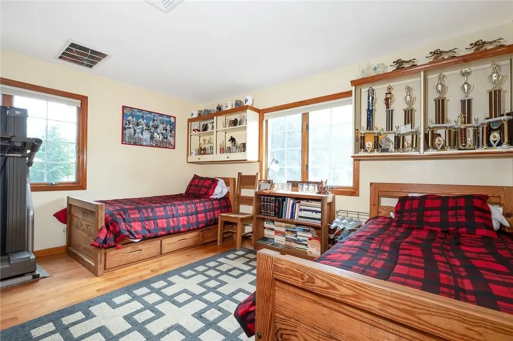 2 Jill Drive West Nyack NY 10994