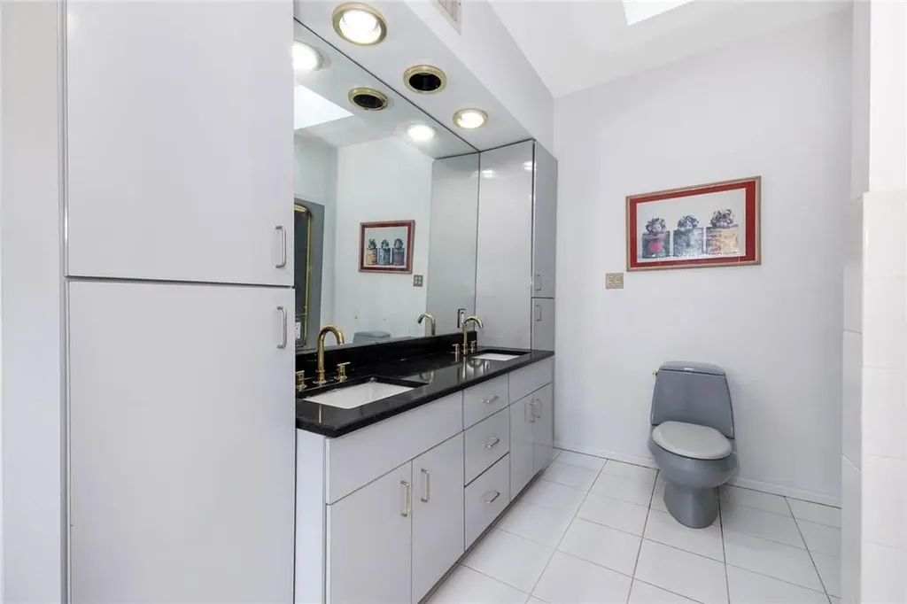 2 Jill Drive West Nyack NY 10994