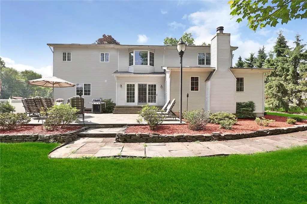 2 Jill Drive West Nyack NY 10994