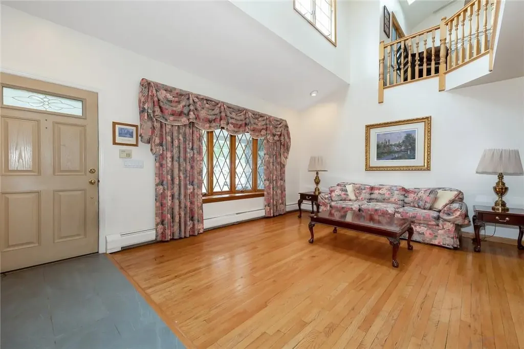 2 Jill Drive West Nyack NY 10994