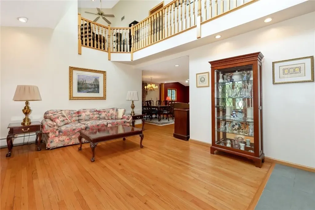 2 Jill Drive West Nyack NY 10994
