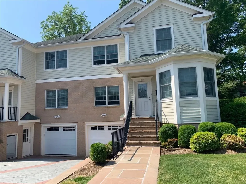 112 Oak Street Harrison NY 10528