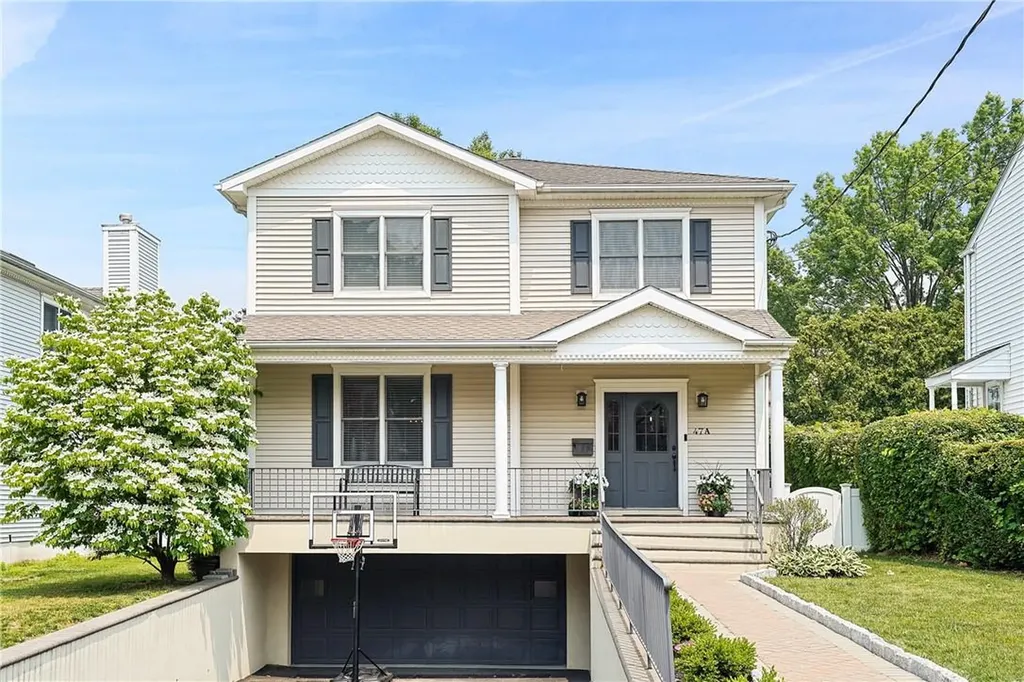 47a Overlook Avenue Eastchester NY 10709