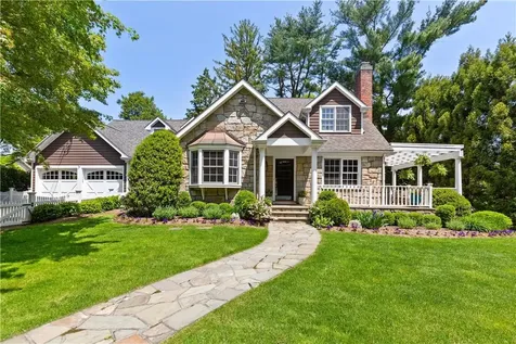 11 Halls Lane Rye NY 10580