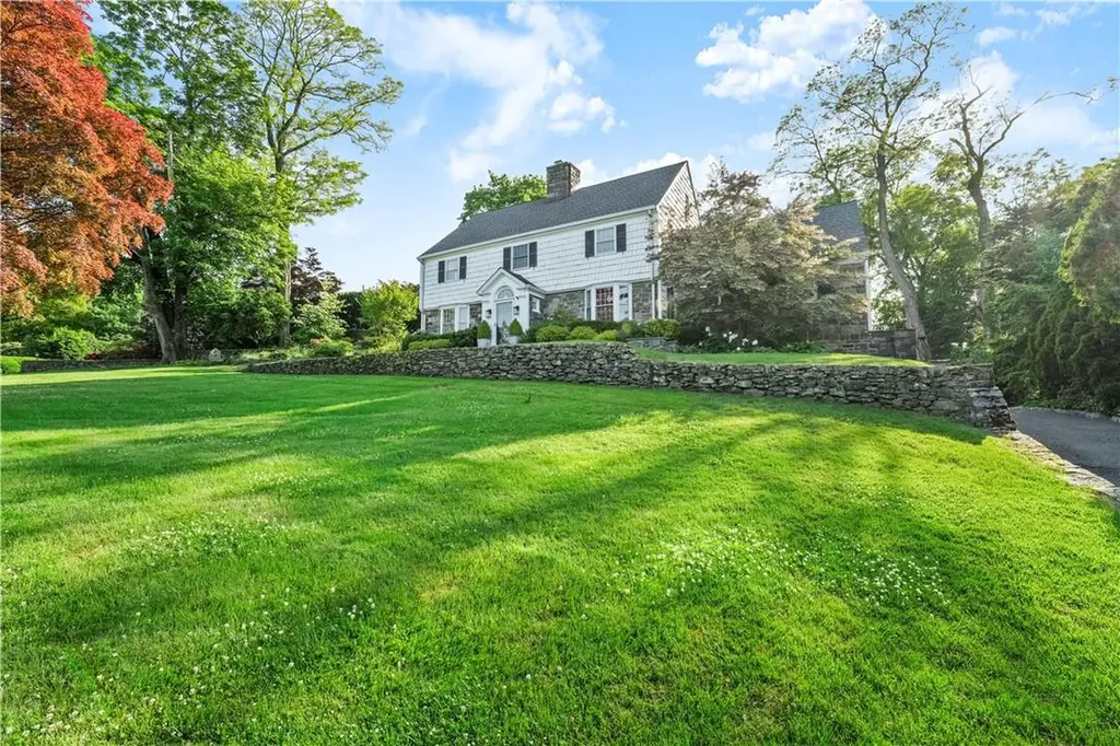 17 Althea Lane Larchmont NY 10538