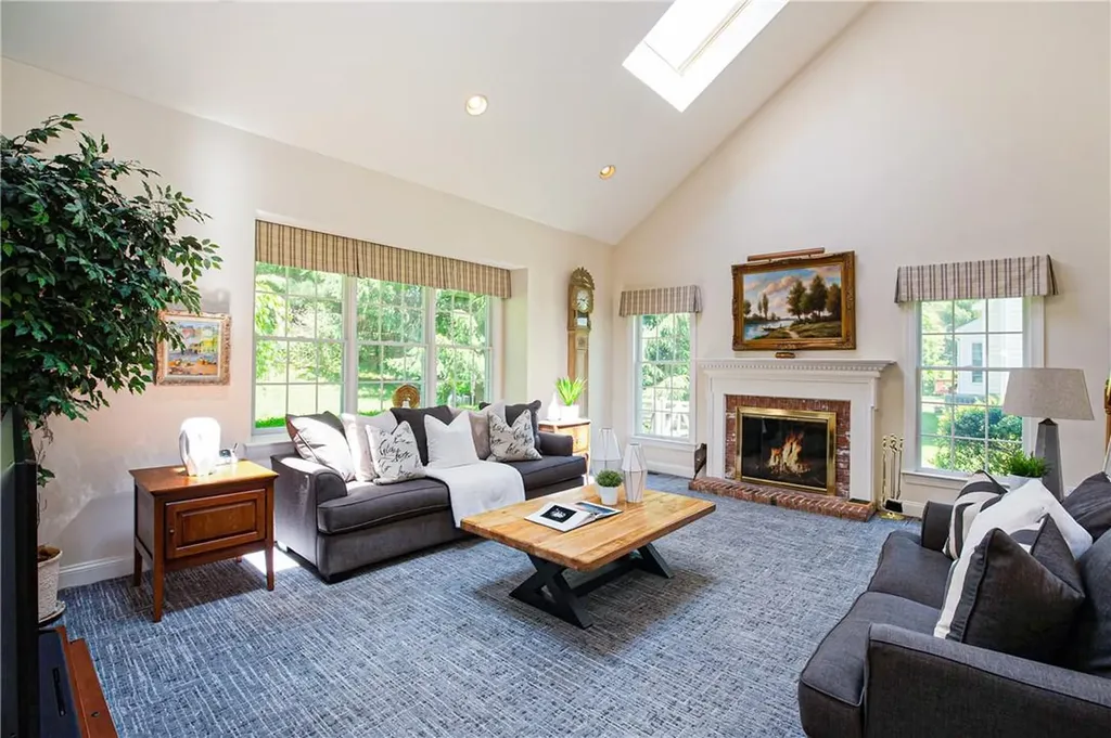 10 Walnut Court White Plains NY 10605