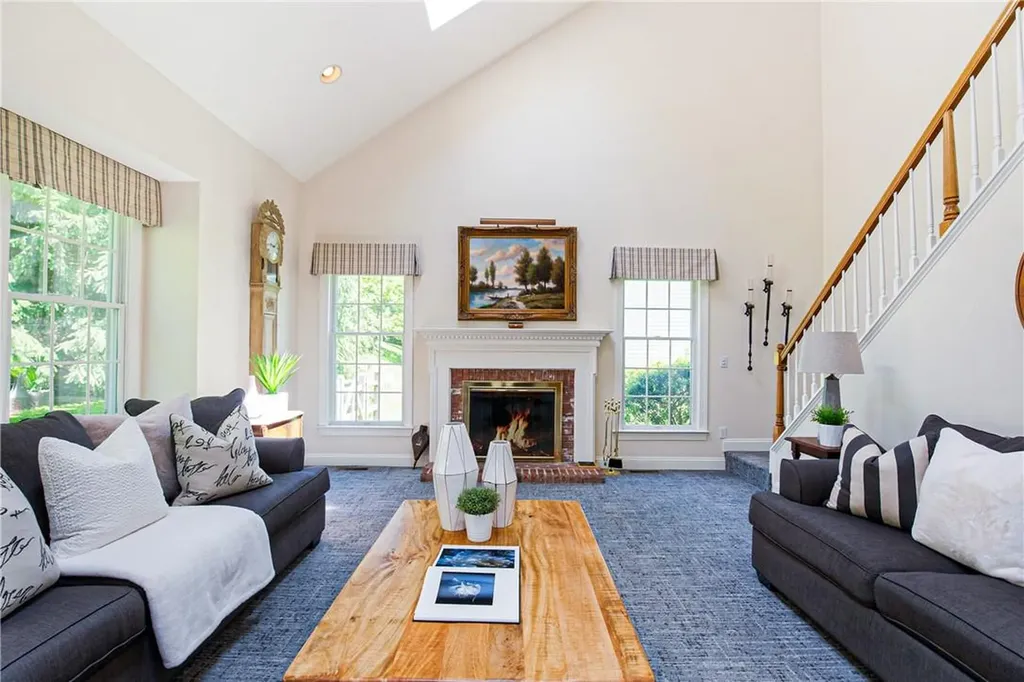 10 Walnut Court White Plains NY 10605