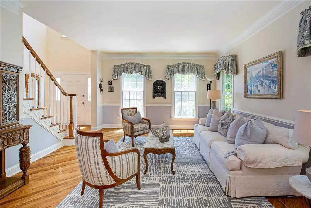 10 Walnut Court White Plains NY 10605
