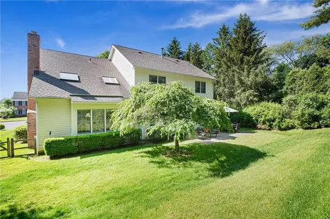 10 Walnut Court White Plains NY 10605