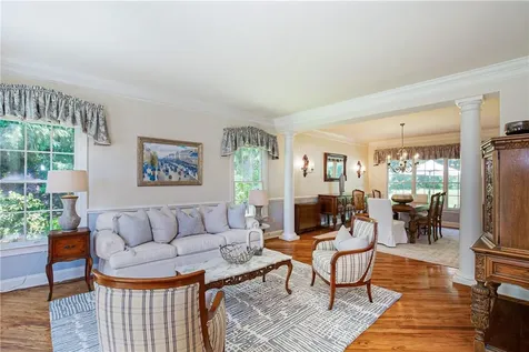 10 Walnut Court White Plains NY 10605