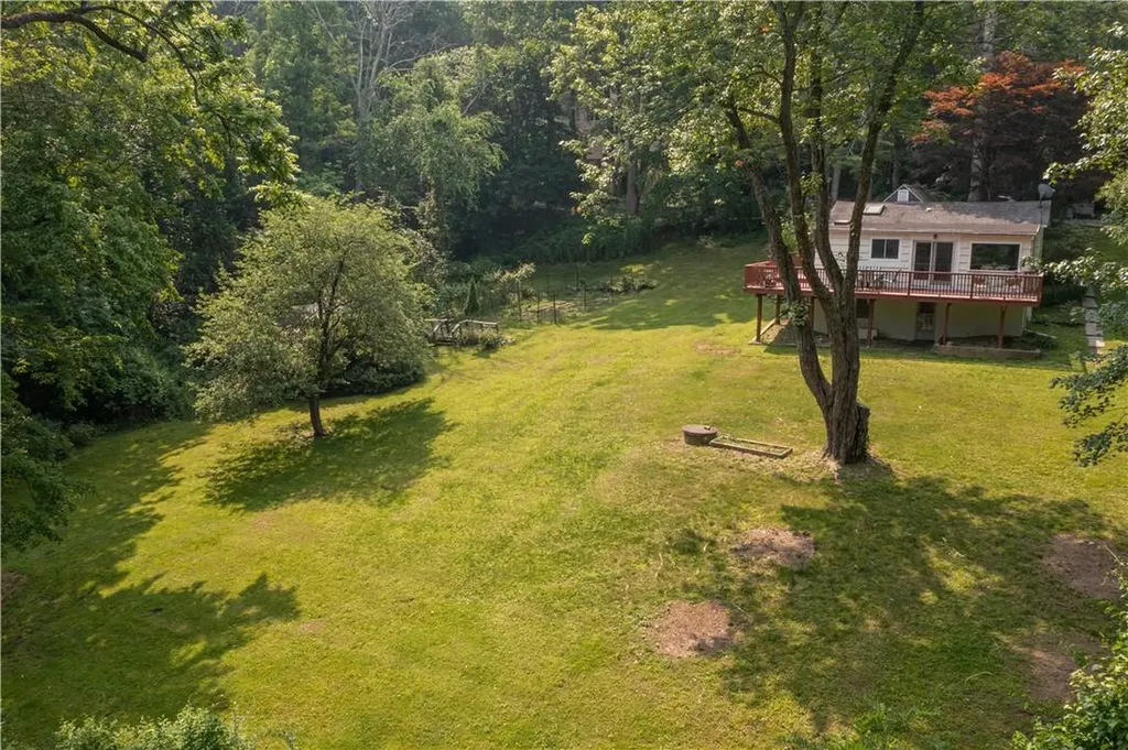 23 Hillside Avenue Goldens Bridge NY 10526