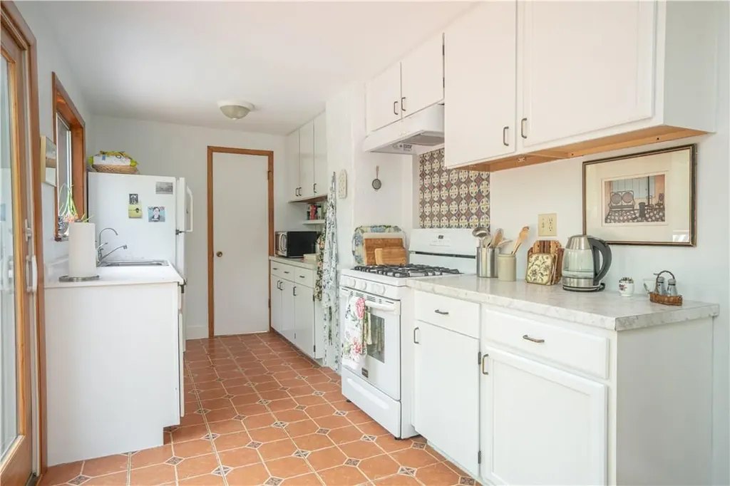 23 Hillside Avenue Goldens Bridge NY 10526