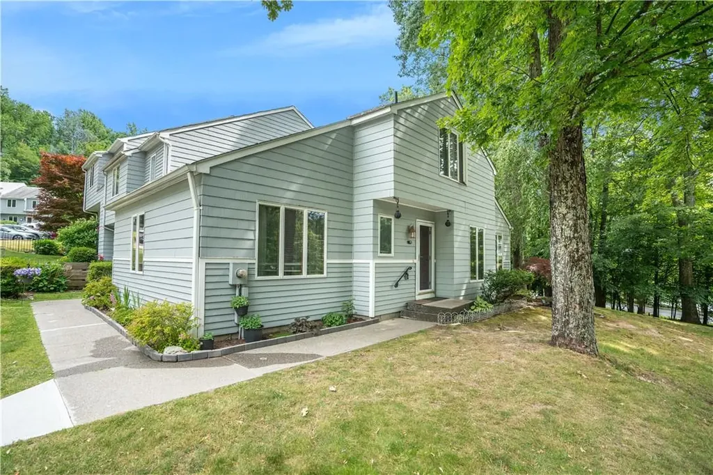 23 Maple Hill Drive Mahopac NY 10541