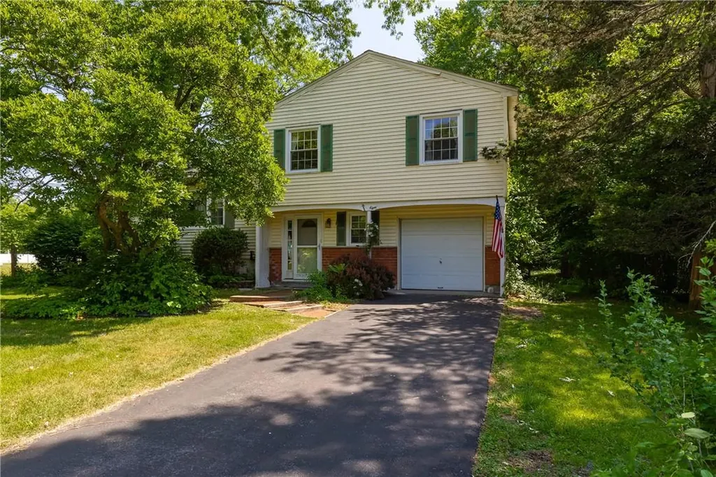 28 Lori Street Poughkeepsie NY 12603