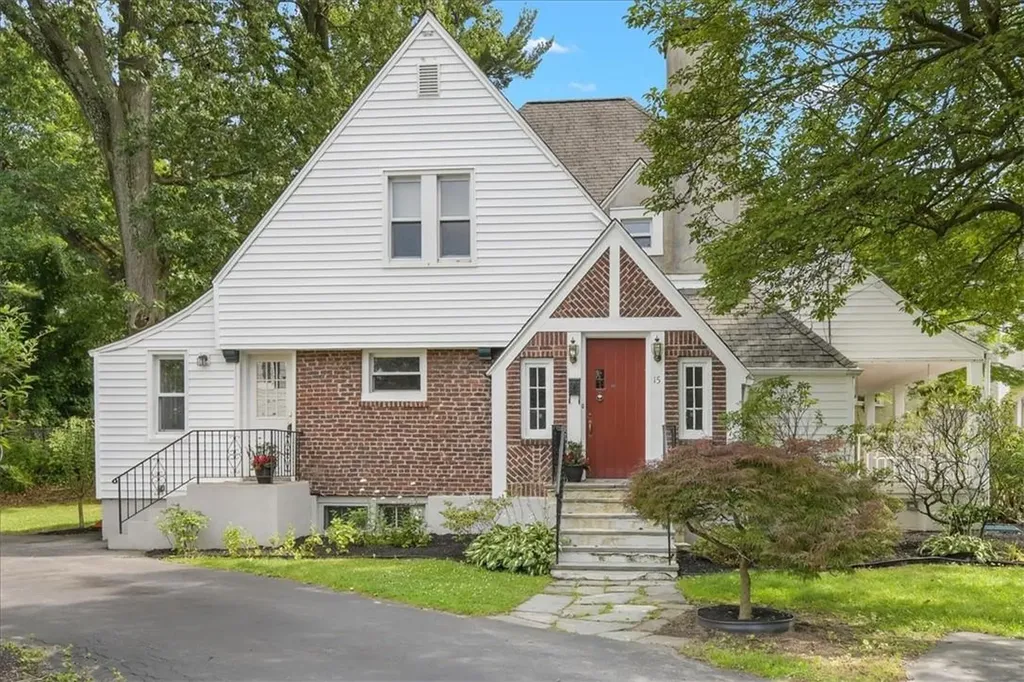 15 Smith Avenue White Plains NY 10605