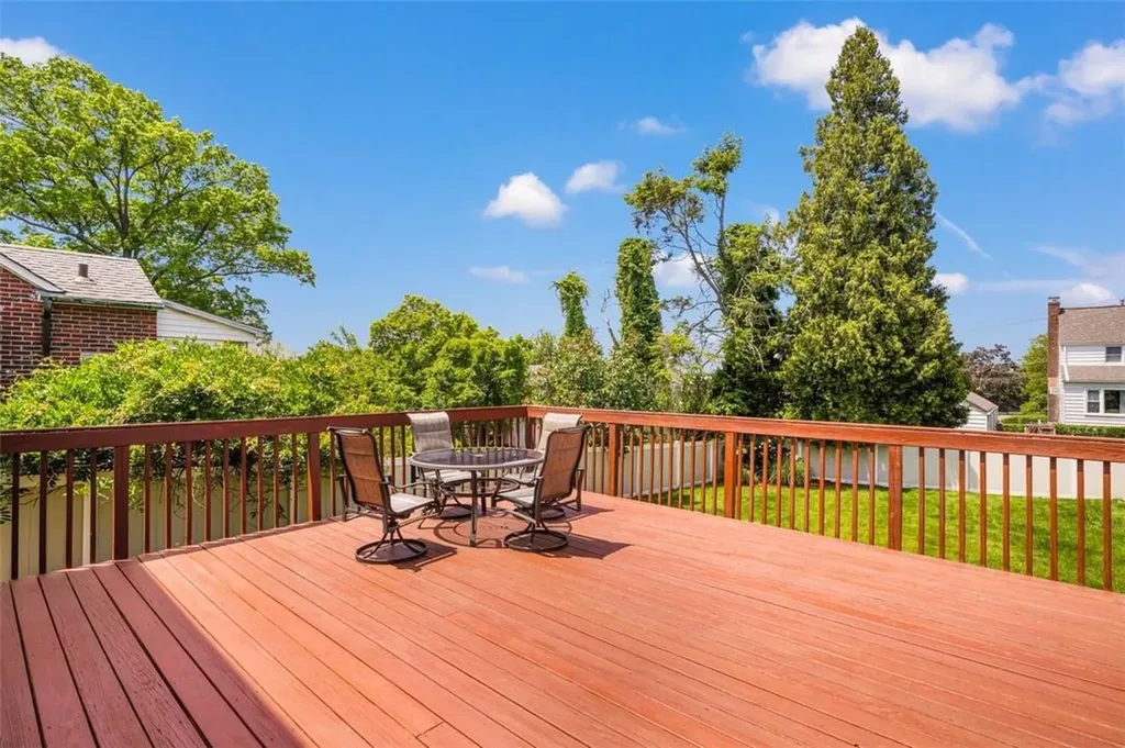 295 Saint Johns Avenue Yonkers NY 10704