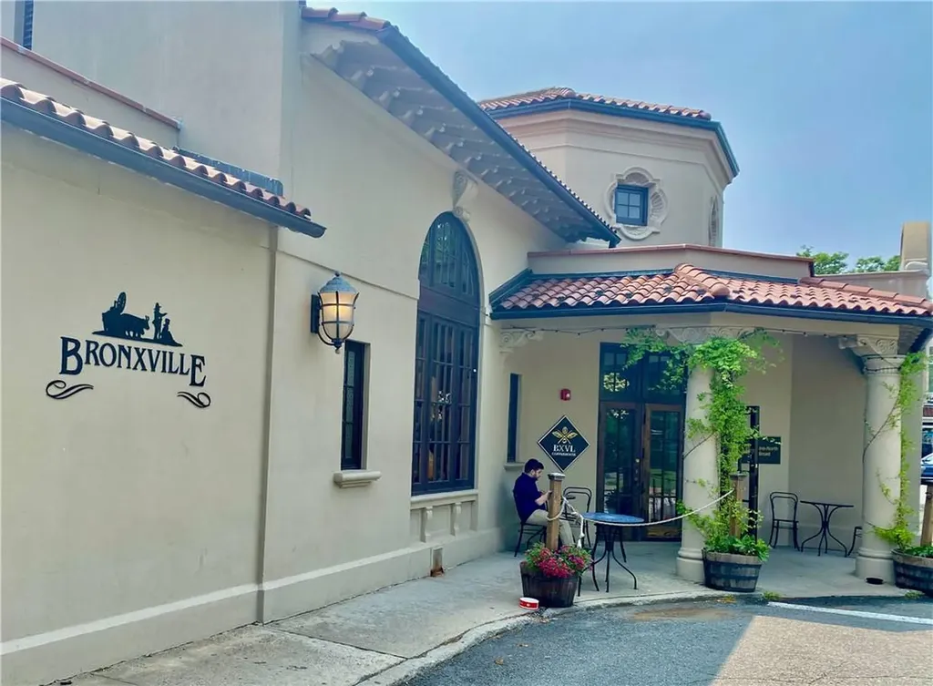 257 Bronxville Road Bronxville NY 10708