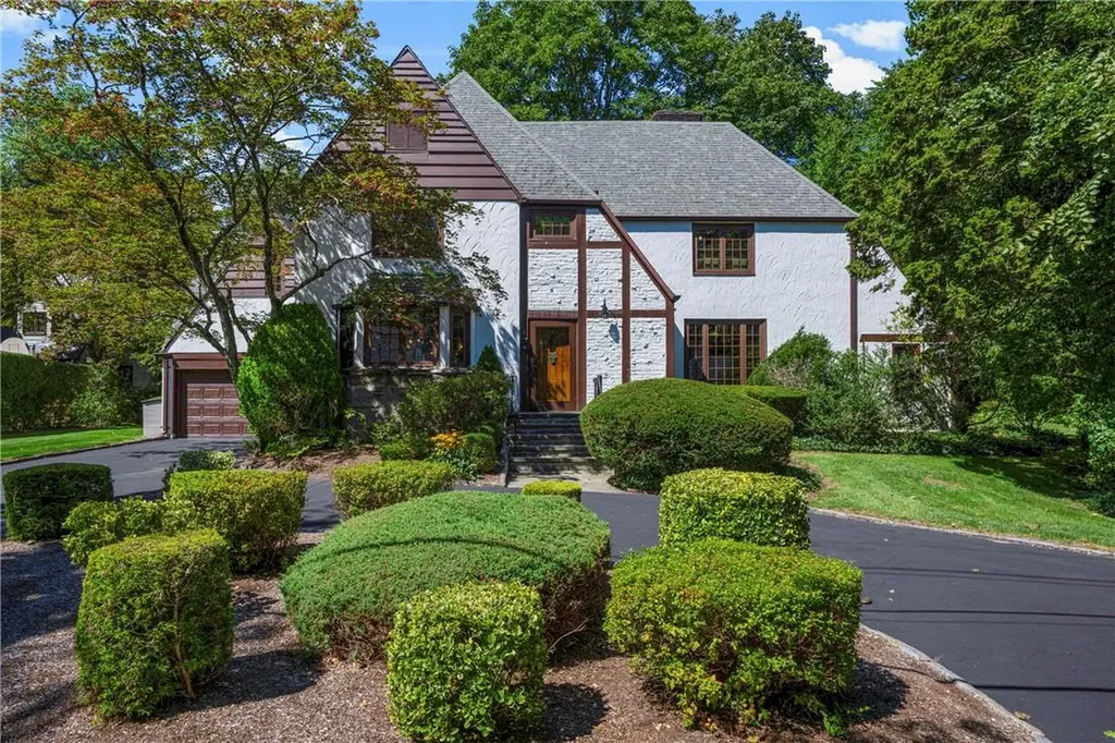 1 Overton Road Scarsdale NY 10583