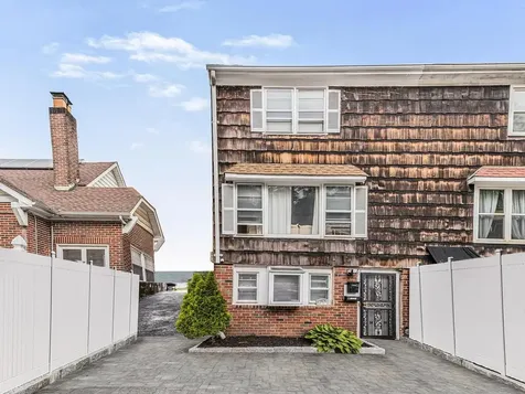 653 Warburton Avenue Yonkers NY 10701