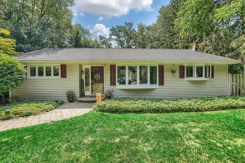 111 Lyndon Road Fishkill NY 12524