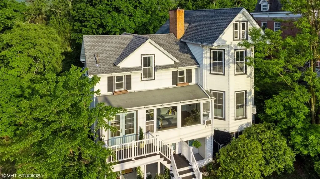 18 South Avenue Beacon NY 12508