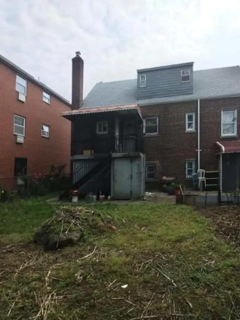 3955 Monticello Avenue Bronx NY 10466