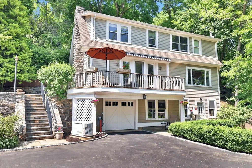 17 Mountain Avenue Mount Kisco NY 10549