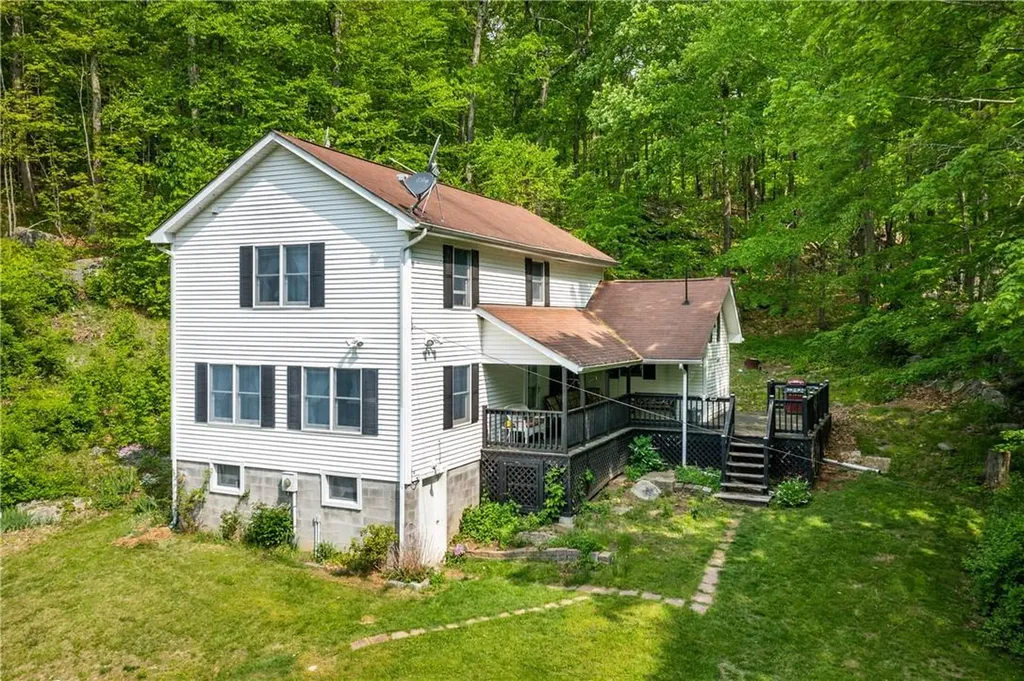 1865 Route 292 Holmes NY 12531