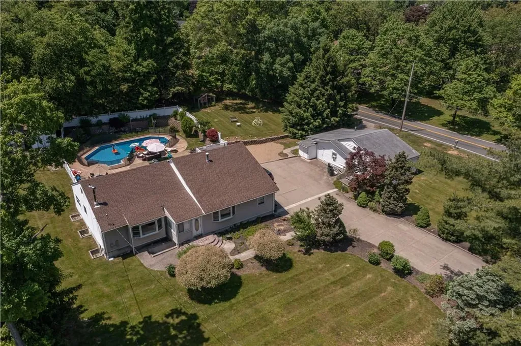 272 Ackertown Road Monsey NY 10952