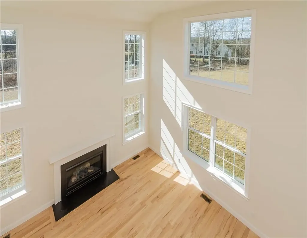 18 Sycamore Ridge Middletown NY 10941
