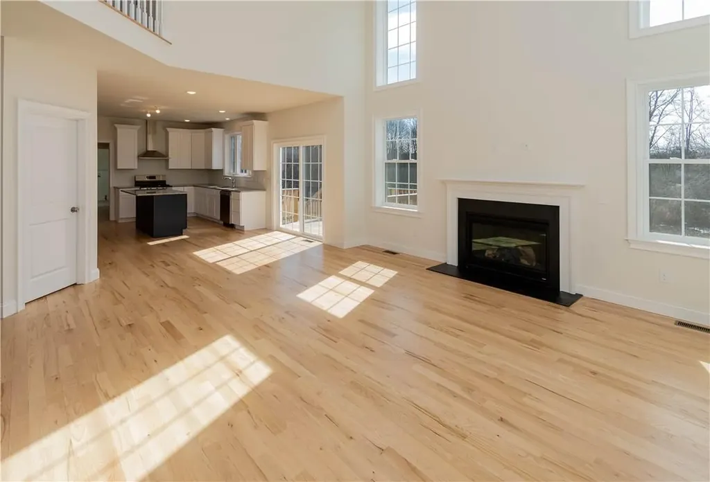 18 Sycamore Ridge Middletown NY 10941