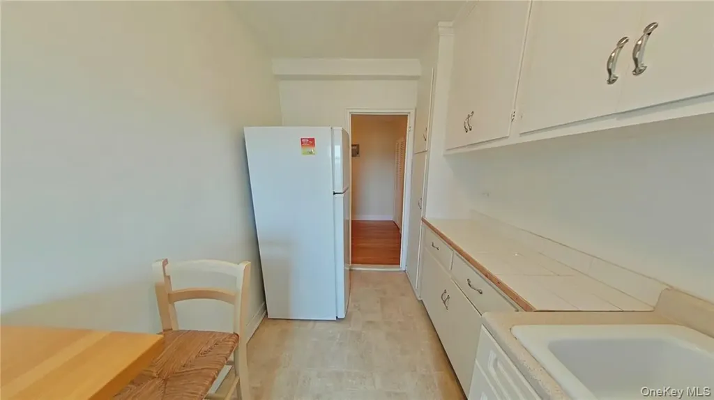 5645 Netherland Avenue Bronx NY 10471